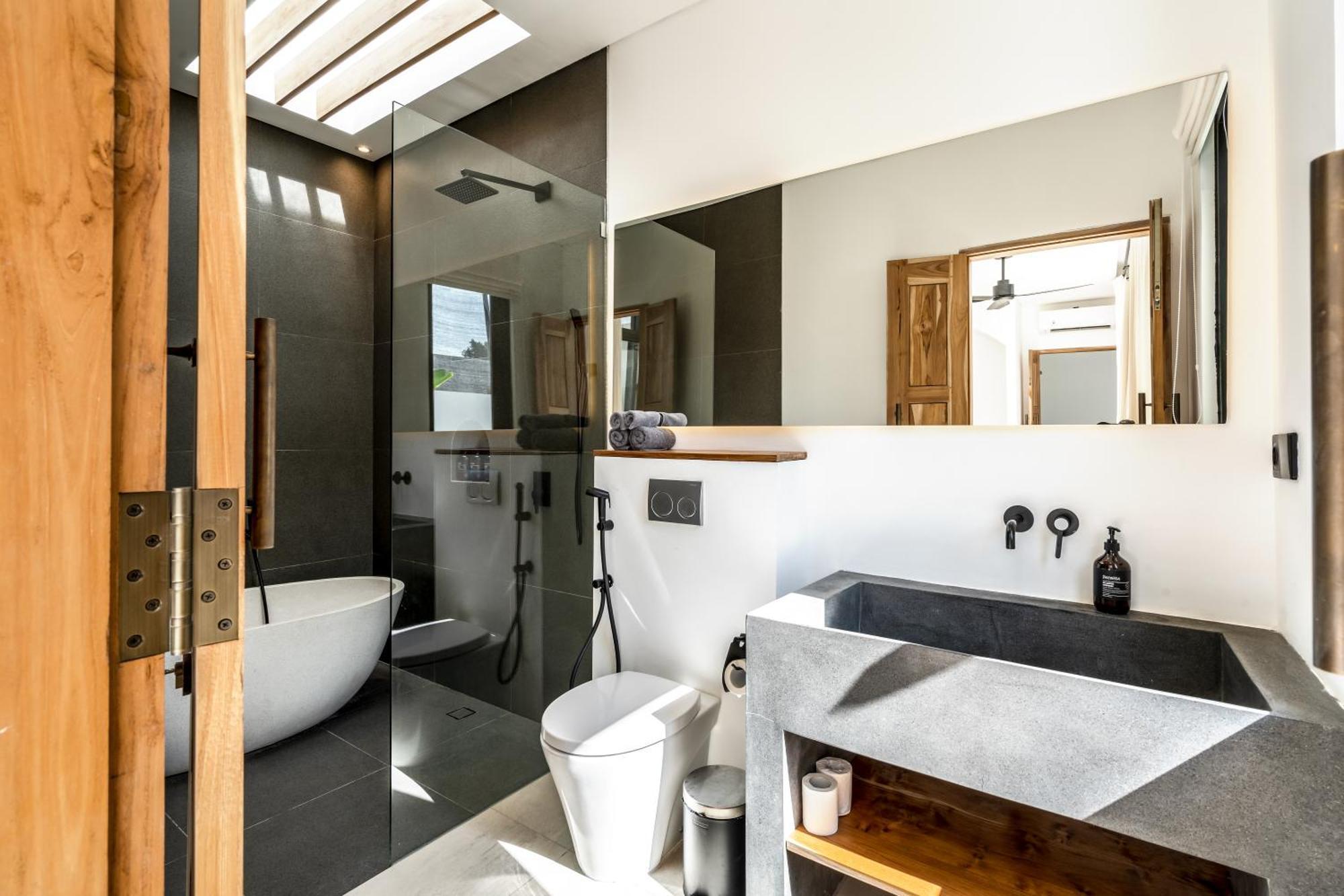 Villa Palm Lot 22 *