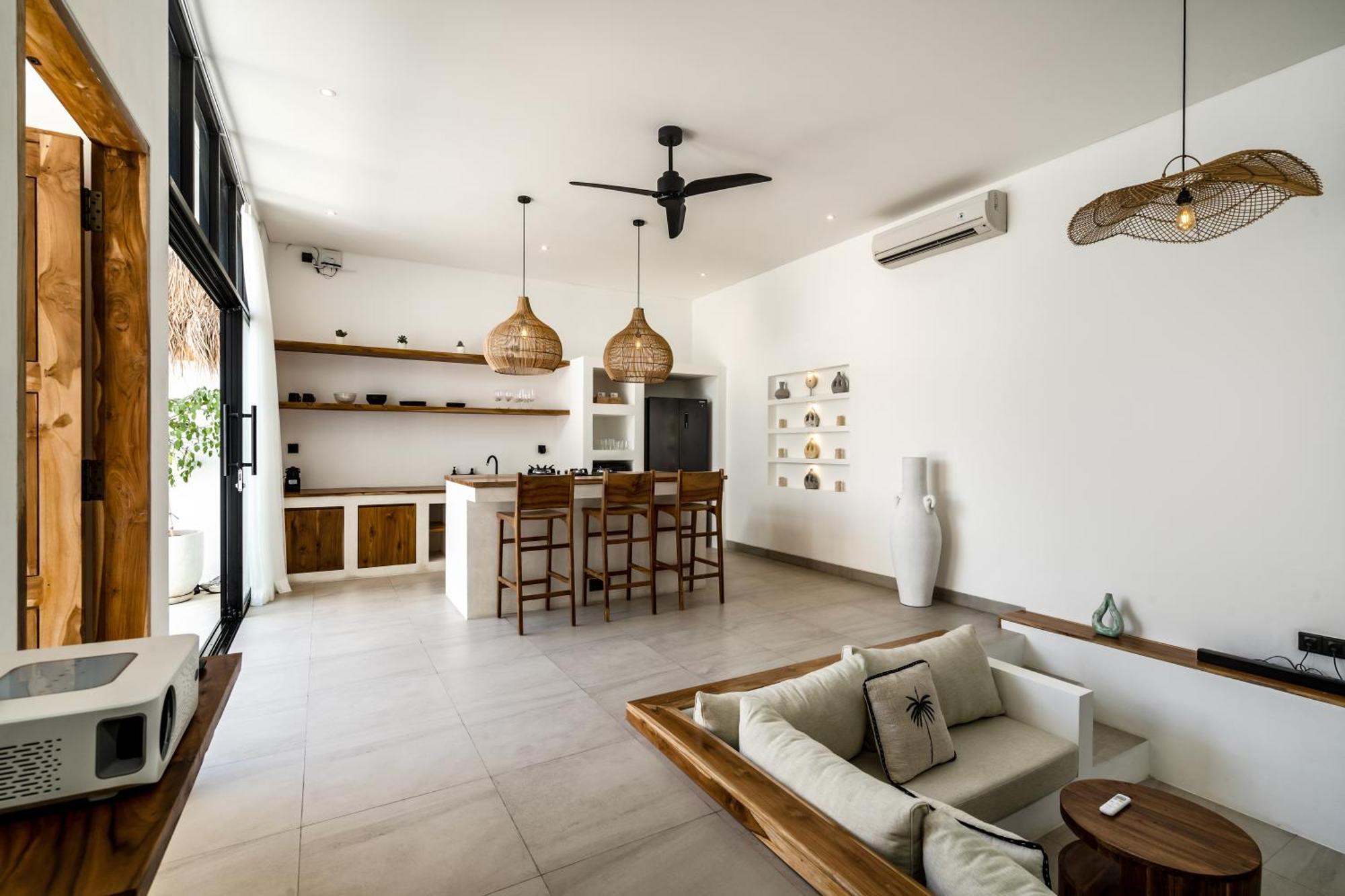 Villa Palm Lot 22 *